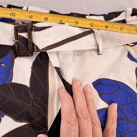 Sofia by Sofia Vergara Tropical Botanical Belted High Waist Shorts Size 4 - Picture 5 of 9